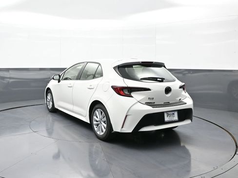 New 2025 Toyota Corolla SE image 8