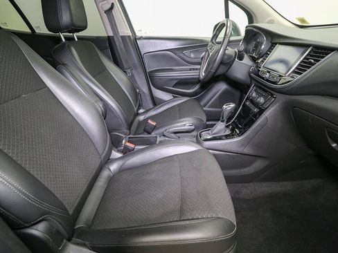 Used 2018 Buick Encore Preferred FWD image 17