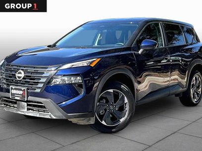 Certified 2025 Nissan Rogue SV