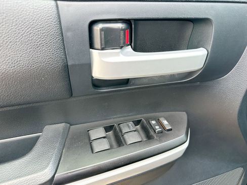 Used 2019 Toyota Tundra SR5 w/ TRD Sport Package AWD/4WD image 13