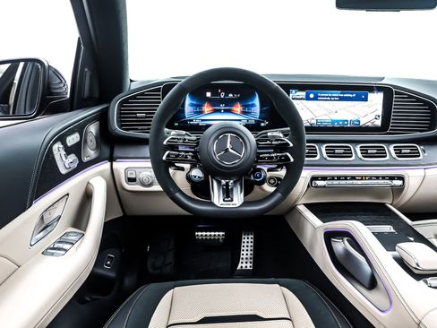 New 2026 Mercedes-Benz GLE 53 AMG 4MATIC Coupe image 4