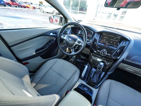 Used 2013 Ford Focus Electric Hatchback image 35
