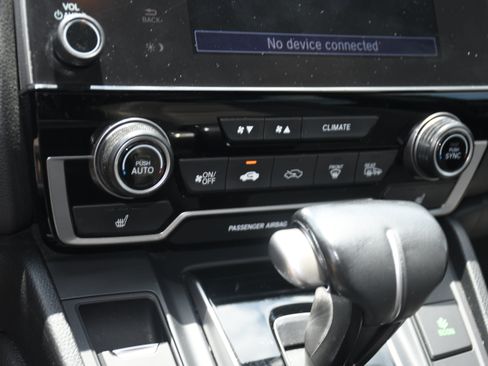 Used 2018 Honda CR-V Touring image 16