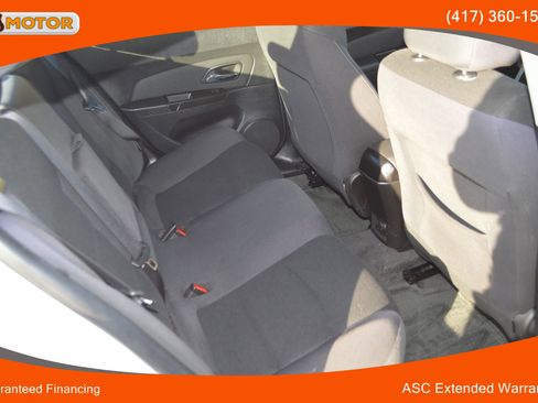 Used 2015 Chevrolet Cruze LT image 21