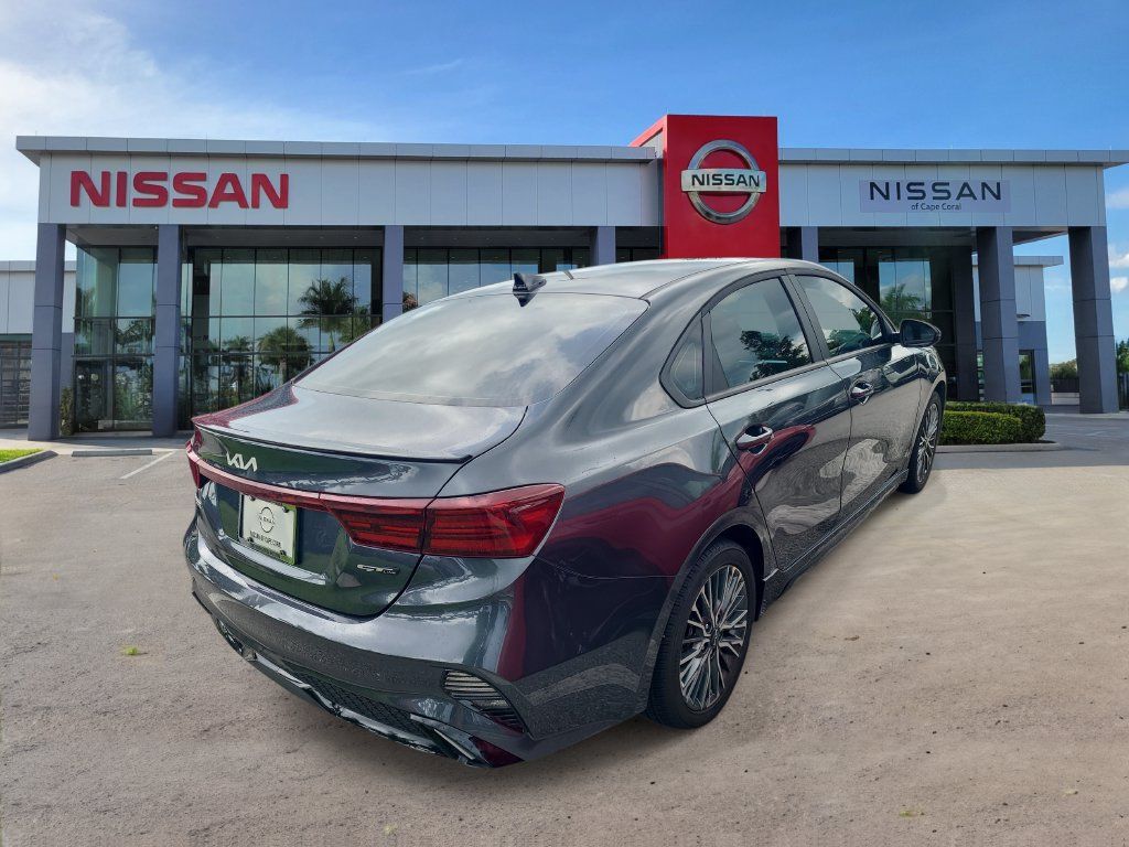 Used 2024 Kia Forte GT-Line FWD image 2
