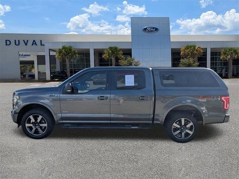 Used 2017 Ford F150 XLT w/ Equipment Group 302A Luxury image 6