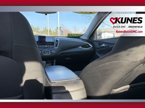 Used 2020 Chevrolet Malibu RS w/ LPO, Convenience Package 1 image 30