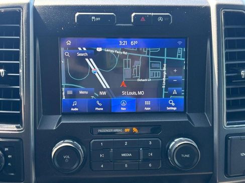 Used 2020 Ford F150 XLT w/ Equipment Group 302A Luxury AWD/4WD image 24