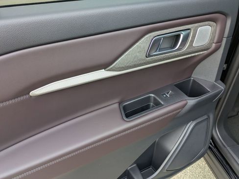 New 2026 Ford Explorer Platinum image 27