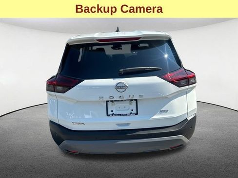 Used 2023 Nissan Rogue S AWD/4WD image 9