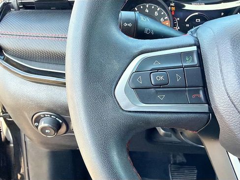 Used 2023 Jeep Compass Trailhawk AWD/4WD image 35