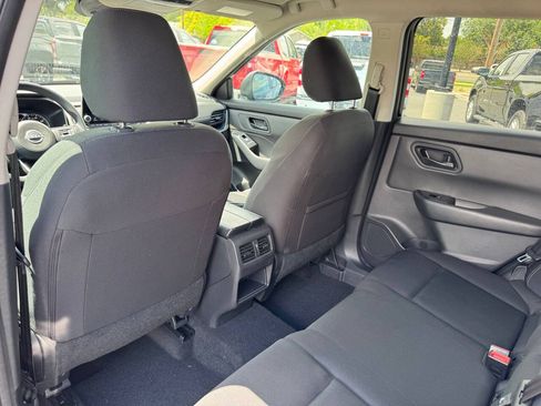 Used 2024 Nissan Rogue S AWD/4WD image 13