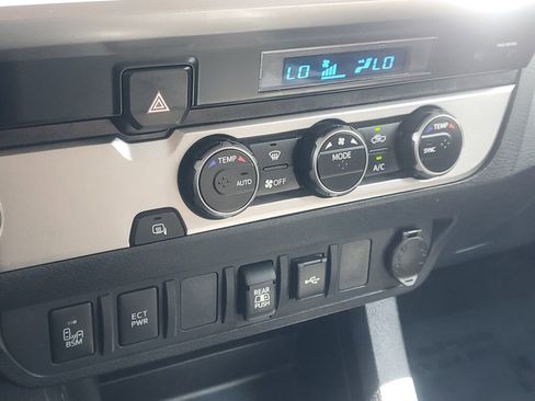 Certified 2023 Toyota Tacoma SR5 w/ Technology Package image 26