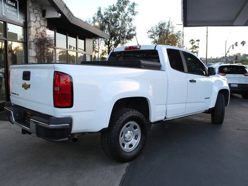 Used 2018 Chevrolet Colorado W/T w/ WT Convenience Package RWD image 5