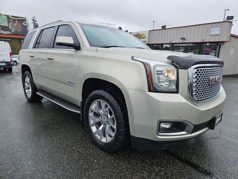 Used 2015 GMC Yukon SLT w/ Open Road Package image 3