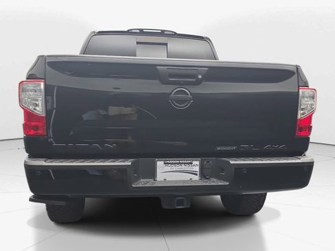 Used 2019 Nissan Titan SL w/ Midnight Edition AWD/4WD image 6