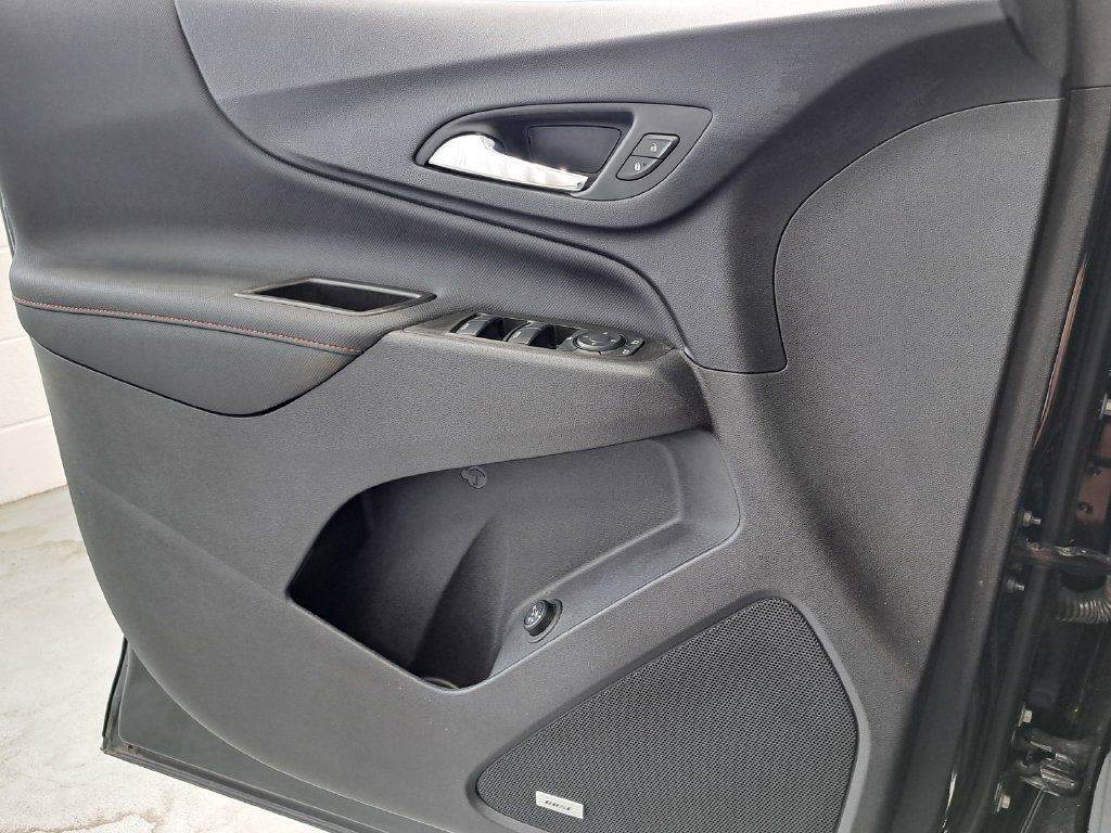 Used 2023 Chevrolet Equinox RS w/ RS Leather Package FWD image 22