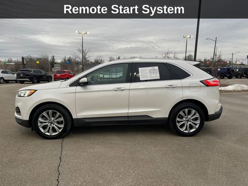 Used 2019 Ford Edge Titanium w/ Cold Weather Package image 2