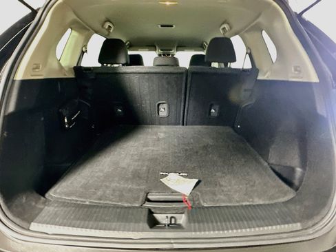 Used 2023 Nissan Rogue S FWD image 27