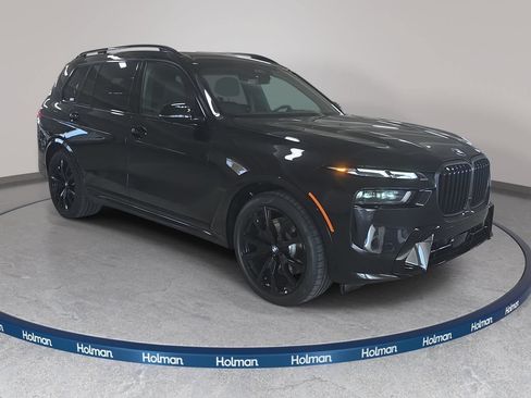 New 2027 BMW X7 xDrive40i w/ M Sport Package AWD/4WD image 3
