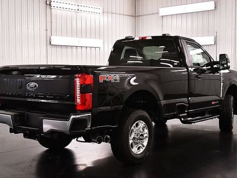 New 2026 Ford F350 XLT AWD/4WD image 7