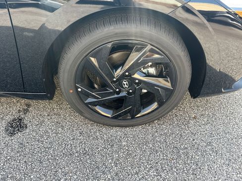 Used 2026 Hyundai Elantra SEL Sport image 12