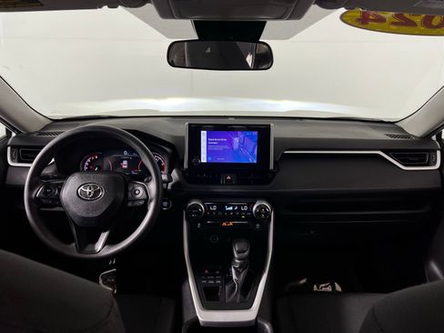 Used 2024 Toyota RAV4 XLE image 23