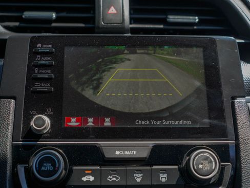 Used 2019 Honda Civic Sport image 18