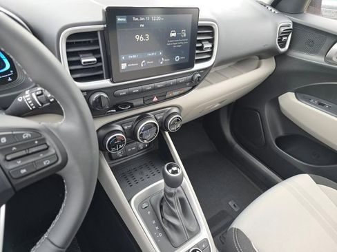 New 2026 Hyundai Venue SEL FWD image 21