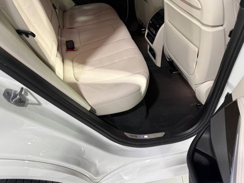 Used 2021 BMW X5 xDrive40i w/ M Sport Package AWD/4WD image 56