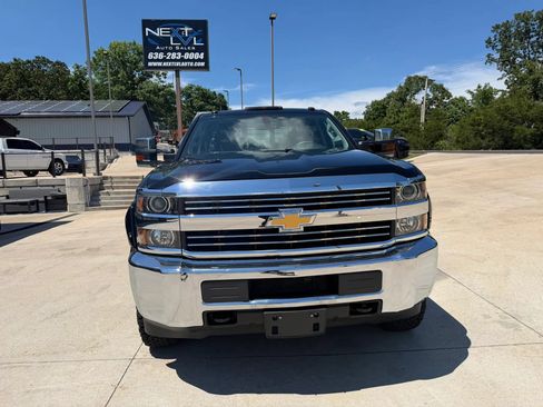 Used 2016 Chevrolet Silverado 3500 W/T w/ WT Convenience Package AWD/4WD image 4