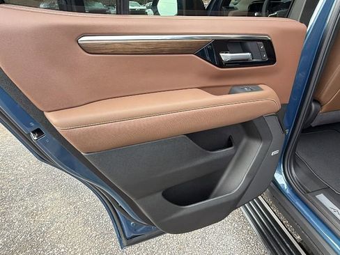 New 2026 Chevrolet Tahoe High Country image 16