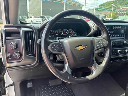 Used 2018 Chevrolet Silverado 1500 LTZ w/ Sport Package AWD/4WD image 13