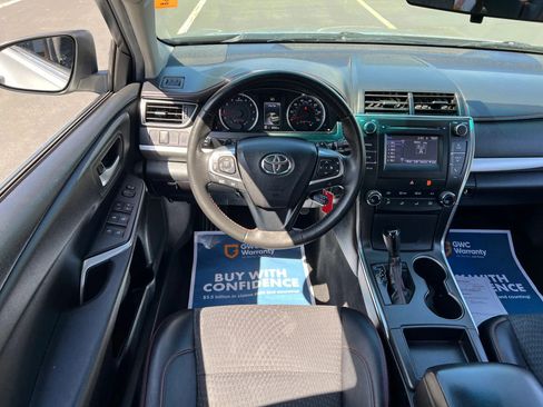Used 2015 Toyota Camry XSE w/ Moonroof Package FWD image 13