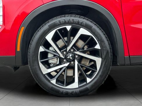 Used 2024 Mitsubishi Outlander SE Black Edition image 26