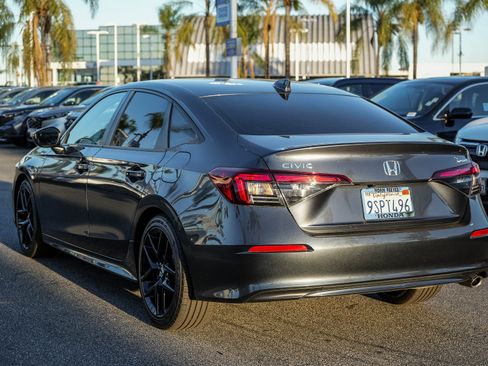 Used 2025 Honda Civic Sport image 7