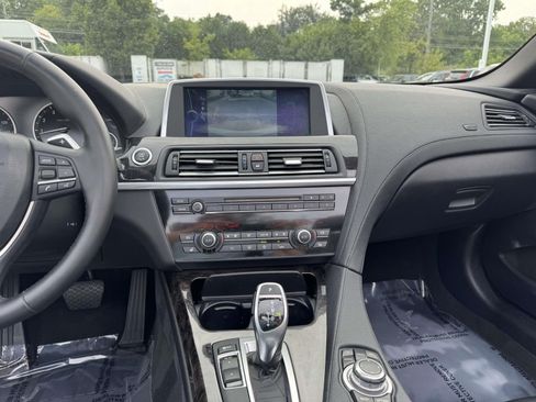 Used 2012 BMW 650i xDrive Convertible AWD/4WD image 19