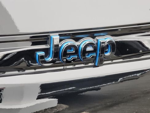 New 2025 Jeep Grand Cherokee Limited 4xe image 44