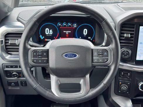 Used 2022 Ford F150 Lariat AWD/4WD image 9