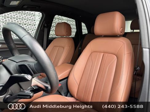 Used 2023 Audi Q5 2.0T Premium Plus w/ Premium Plus Package AWD/4WD image 14