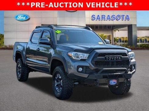 Used 2016 Toyota Tacoma TRD Off-Road w/ Premium & Technology Package AWD/4WD image 1