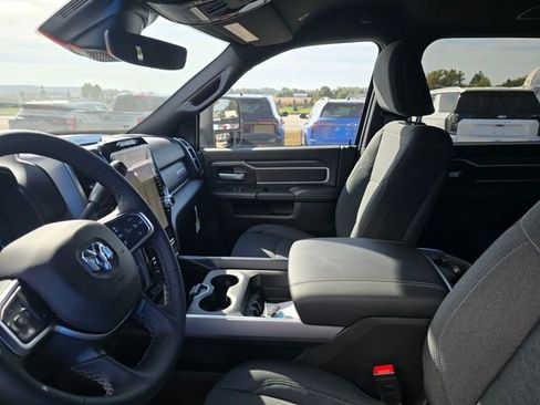 Used 2025 RAM 2500 Big Horn image 24