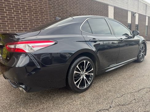 Used 2020 Toyota Camry SE image 33