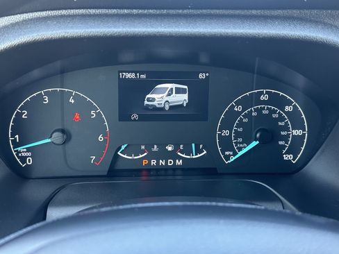 Used 2022 Ford Transit 350 XLT image 26