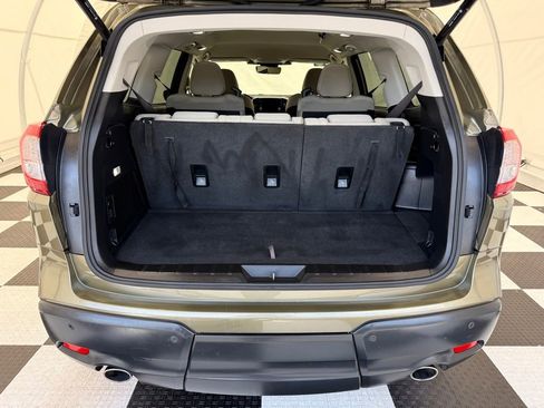Used 2025 Subaru Ascent Premium AWD/4WD image 4
