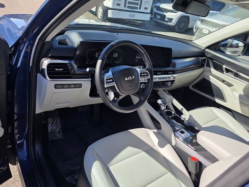 Used 2023 Kia Telluride S w/ S Sunroof Package image 10