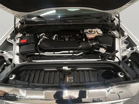 Used 2023 GMC Sierra 1500 SLE image 24