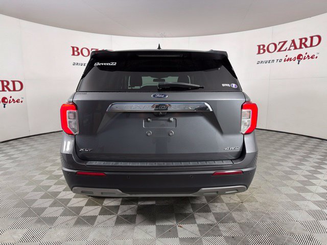 Used 2022 Ford Explorer XLT AWD/4WD image 11
