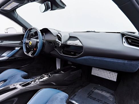 Used 2022 Ferrari SF90 Spider AWD/4WD image 51