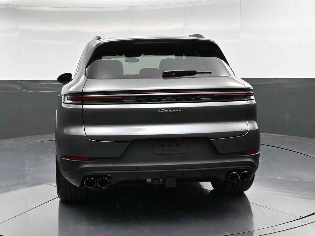 Certified 2026 Porsche Cayenne AWD/4WD image 7